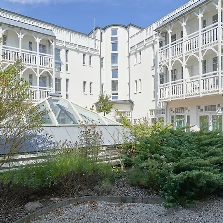 Appartement Im 2 Og Mit Balkon In Sellin (Rugen)